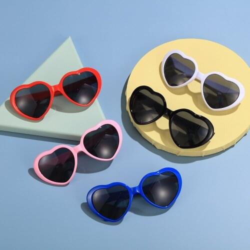 Fashion Night Diffraction Glasses Love Heart Shaped Effects Glasses Change to Heart Shape Sunglasses Love Lights