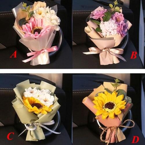 Car Air Freshener Cute lop-eared Rabbit Holding Flowers Plaster Air Conditioner Outlet Fragrance Perfume Clip Car Aromatherapy