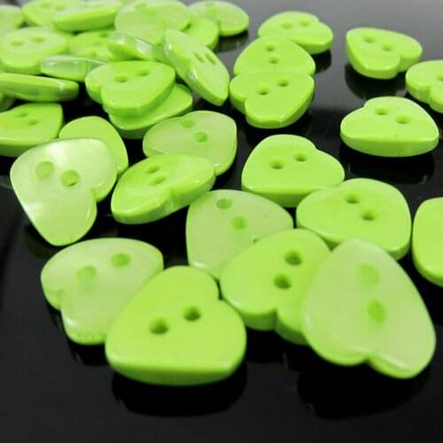50pcs 1/2" Green Heart Buttons Clear resin buttons for Kids shirt garment accessory 11x12mm