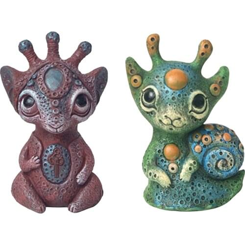 Resin Garden Decoration Art Elf Statue Cute Alien Ornament Fairy Garden Ornament Accessories Elves Home Desk Bookcase Decor Gift