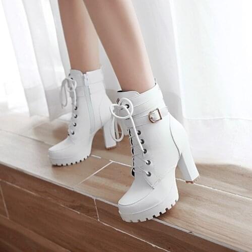Autumn New Female Womens Boots Flat Boots Ankle Boots For Women Rome Student Plus Sizes35-43buttons Decorative Shoes