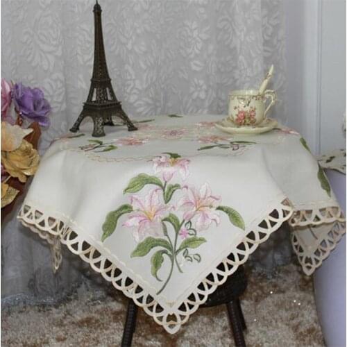 Elegant satin Embroidery dining table cloth towel cover square lace Christmas tablecloth mantel nappe kitchen home wedding decor