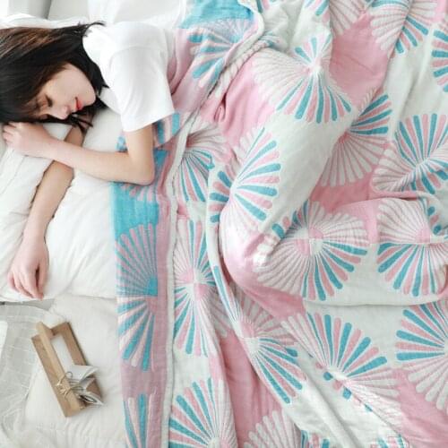 Daisy Print Air-conditioning Quilt Soft Breathable Throw Blanket 100% Cotton Gauze Towel Plaid Comforter Bed Cover Bedspread