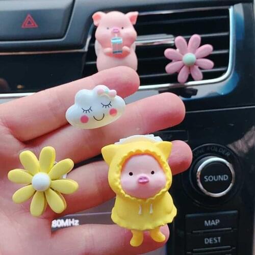 Cute Pig Car Air Freshener Air Conditioning Air Outlet Decoration Car Accessories Interior Car Aromatherapy Clip Perfume Clip