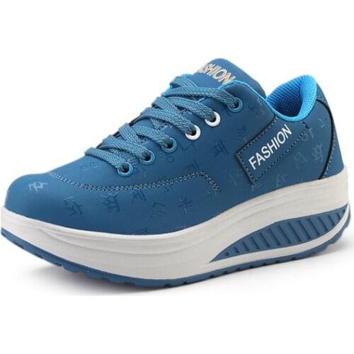 Women Sneakers 2019 Breathable Waterproof Wedges Platform Vulcanize Shoes Woman Pu Leather Casual Shoes tenis feminino