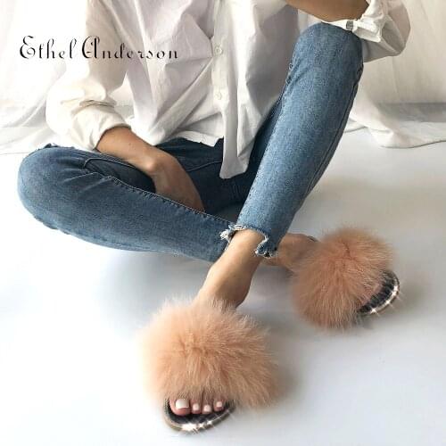 Womens Real Furry Fox Fur Designer Slides Raccoon Flip Flops Crystal Decoration Female Fluffy Slippers Outdoor Footwear Shoes