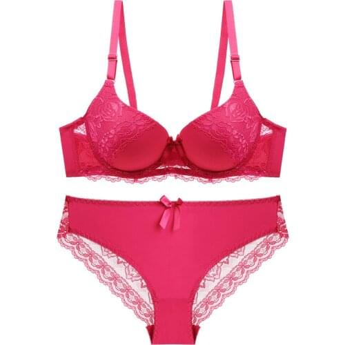European and American sex appeal on thin cup lace bra suit finalize the design gather underwear suit