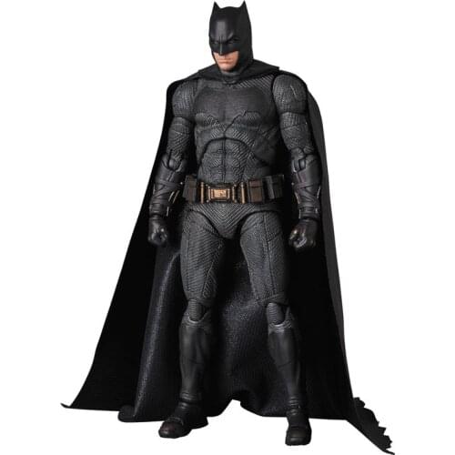 Movies the Dark Knight Figure pvc action Figure 16 cm Collection Mezco Bruce Wayne Model Kids Toy