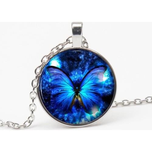 Fashion 3D Butterfly Print Pendant Necklace Cartoon Butterfly Pattern Necklace Child Teen Men Women Sweater Chain Gift Souvenir