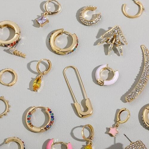 New Design Cute Small Huggie Earring for Women Girls Enamel Metal Crystal Statement Geometric Stud Earring Party Jewelry 2019