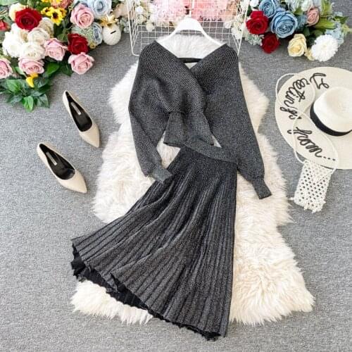 Autumn Winter New Fashion Sets V-Neck Batwing Sleeve Knitting Sweater + High Waist Package Hip Pleated Skirt 2 Pieces Sets