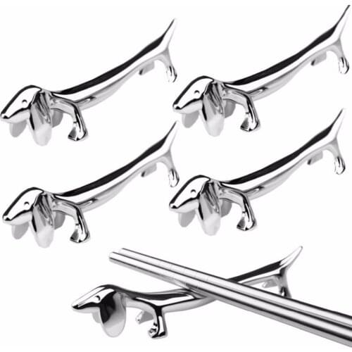 2pcs The latest design of the new kitchen metal stainless steel sausage dog chopsticks with a lovely cutlery