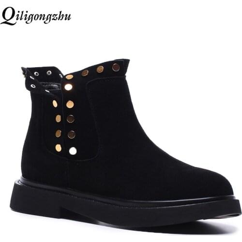 Rivet Martin Boots Female Round Toe Low Heel Real Leather Short Boots Short Plush Ankle Boots for Women Luxury Brand Shoes
