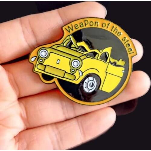 Anime Chainsaw Man Pins Brooch Enamel Weapon of the Steel Car Pochita Cosplay Pins For Fans Lapel Shirt Bag Jewelry Accessories