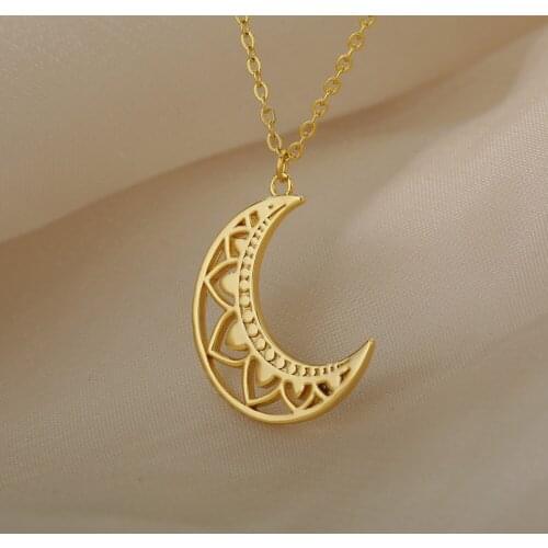 2021 New Fashion Cute Moon Pendant Necklaces For Women Bohemia Chain Choker Necklace Simple Jewelry Collier Bijoux Femme