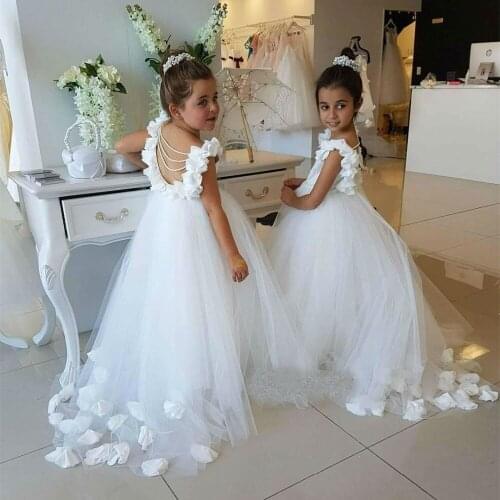Pretty White Flower Girl Dresses 2019 3D Floral Appliques Pageant Gowns Custom Made Beaded Girls Communion Dress