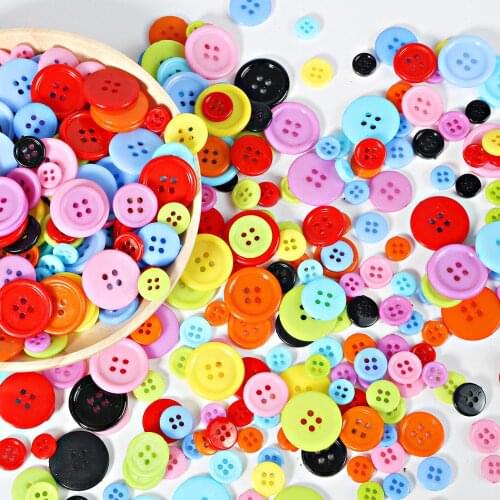 20-200pcs Random Mixed Round Plastic Resin Buttons for Kids Sewing Buttons DIY Clothes Dolls Garment Scrapbooking Accessories