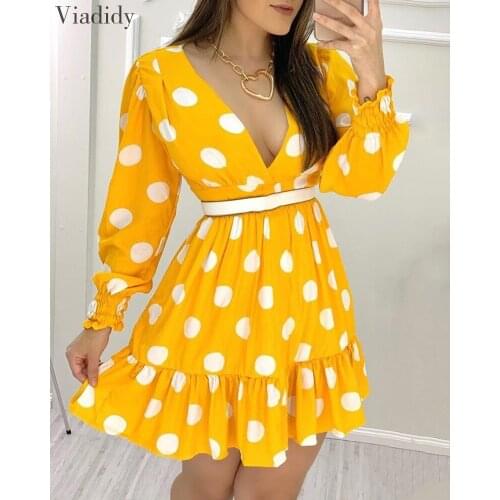 Women Plunge Polka Dots Shirring Design Ruched Ruffles Casual Dress Without Belt