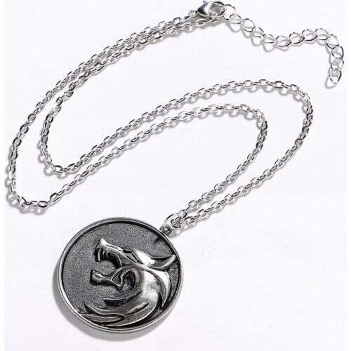 Hanreshe Wolf Head Name Necklace Christmas Gifts Trendy Jewelry Party Pendant Charm Chain Custom Cool Round Long Necklaces Men