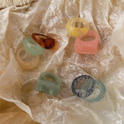 Classic Vintage Marbling Transparent Acrylic Ring For Women Girls Fashion Big Square Acetic Acid Finger Jewelry Party Gifts