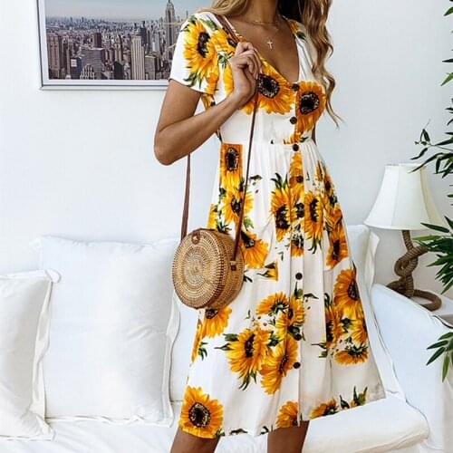 2019 New Summer Dress Simple Casual Fashion Trendy Temperament Print Large Size Loose Short Sleeve V Neck Women Dress ZW211