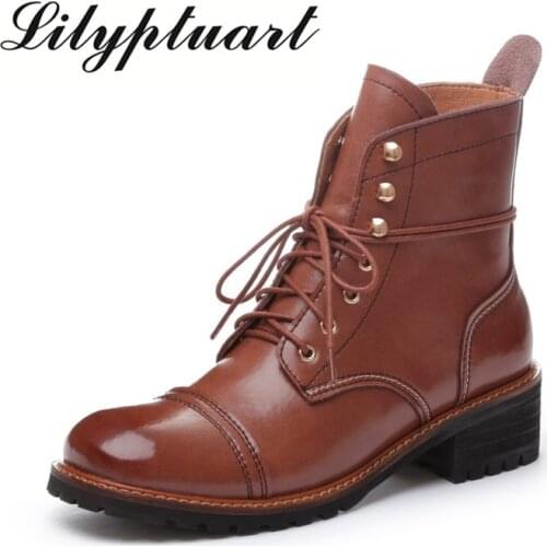 2020 European and American style new leather thick heel nude boots round head lace up with retro short boots women