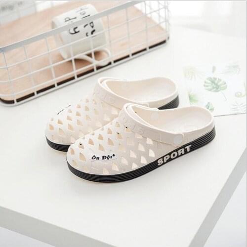 Sandals For Men and Women 2021 Summer New Rubber Leisure Beach Couples Mesh Holes Light and Comfortable Wear-resistant Slippers