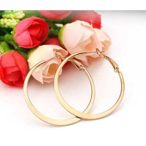 Simple Design flat Round Earrings For Women Girls Fashion Hip hop Punk Circle Stud Ear Jewelry Party Gifts 2 pieces