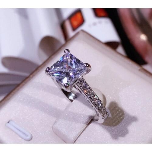 Luxury 925 Sterling Silver White Color CZ Wedding Ring With A Big Square Cut CZ 9mm Ring for Women Promise Jewelry Gift