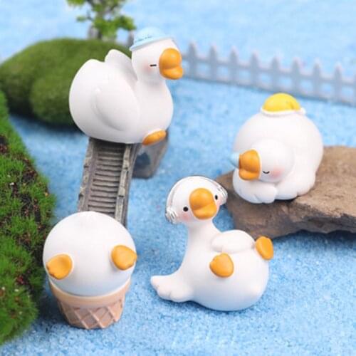 ZOCDOU 1 Piece Cartoon Cute Animal Small Statue Little Figurine Crafts Figure Ornament Miniatures