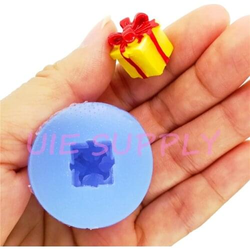 JYL361U 3D Christmas Gift Box Silicone Mold Craft Fondant Decoration Candy Chocolate Resin Clay Doll House Jewel 15.7mm x 12.2mm
