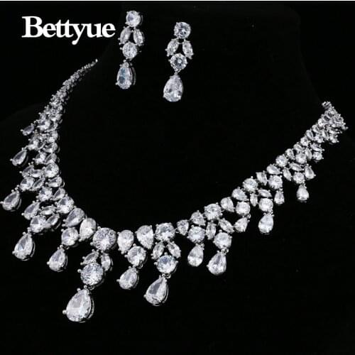 Bettyue Brand Charm Fashion Luxury AAA Cubic Zircon White Gold Color Wholesale Europe And America Style For Woman Wedding Gifts