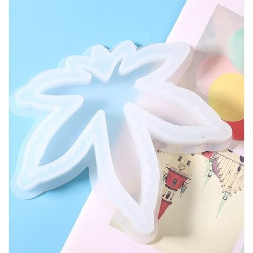 DIY Resin Maple Leaf Ashtray Mold Silica Gel Drop Casting Mold 3D Leaf Shape Crystal Glass Ashtray Storage Box Mould Tool