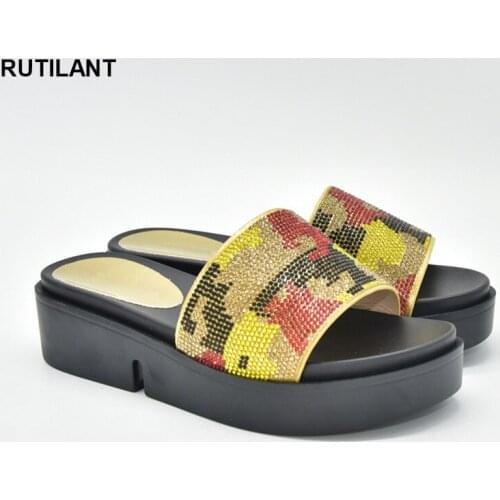 Latest Fashion African Nigerian Summer Banquet Fashion with Diamond and Diamond Popular Fashion Wedding Slipper Woman Low Heels