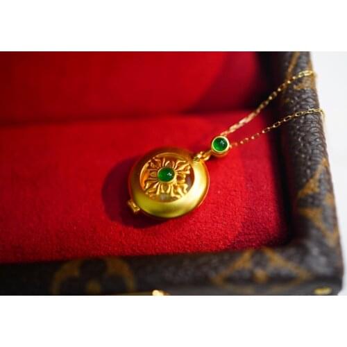 SX412 Solid 18K Yellow Gold Nature Green Emerald and Mother of Pearl Pendants Necklaces for Women Fine Jewelry for Women Gifts