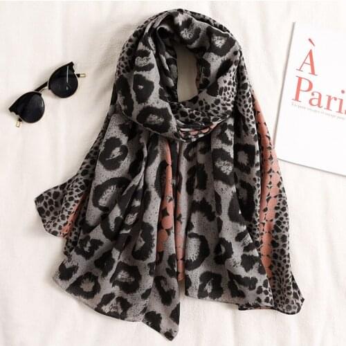 Ladies Fashion Sexy Leopard Dot Fringes Viscose Shawl Scarf Autumn Winter Wraps and Scarves Pashmina Foulards Stole Muslim Hijab