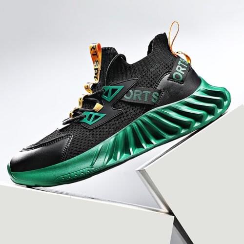 New men sneakers light casual summer comfortable fashion outdoor sports mesh large size personality design cool shoes