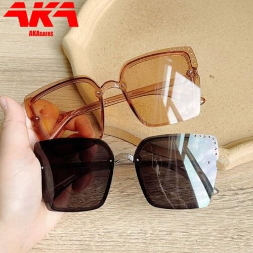 AKAgafas Oversized Sunglasses Women 2021 Luxury Brand Rimless Square Sunglasses Women Gradient Pink Eyeglasses Shades for Women