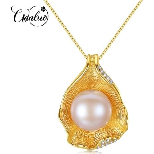 WL Charm Shell Design Pearl Jewelry 925 Sterling Silver Jewelry Big Pearl Pendant Necklaces for Women 18k Gold Color Necklace