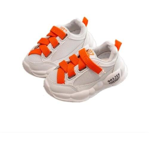 Autumn new small white shoes childrens breathable mesh running shoes boys' and girls' soft soled antiskid sports shoes