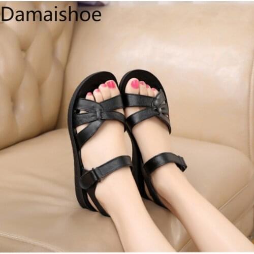 Womens Sandals Soft Leather round Toe Flat Heel Velcro Buckle Womens Sandals Breathable Non-Slip Large Size Summer Mom Shoes