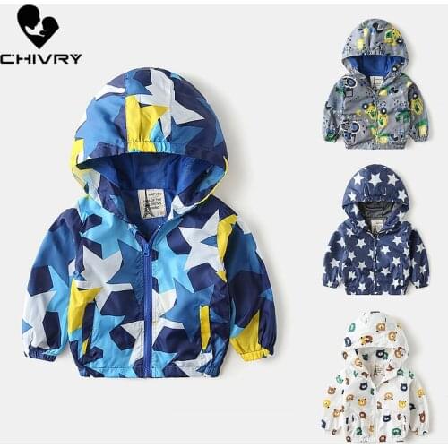 New 2020 Spring Autumn Children Coat Kids Boys Jacket Outerwear Fashion Camouflage Stars Print Hooded Zipper Windbreaker Clothes