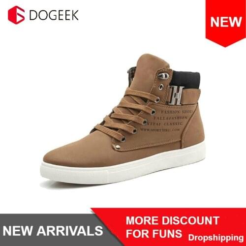 DOGEEK 2019 Hot Men Shoes Fashion Warm Fur Winter Men Boots Autumn Leather Footwear For Man New High Top Canvas Casual Shoes Men