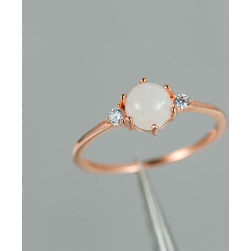 Romantic Female White Moonstone Wedding Ring Fashion Promise Engagement Rings For Women Classic 925 Silver Rose Gold Zirocn Ring