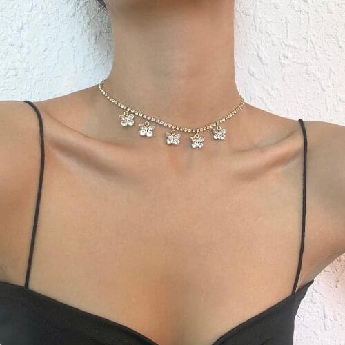 Lalynnly Multiple Butterfly Patterns Crystal Necklace For Women Female Acrylic Rhinestone Necklace Wholesale Neck Jewelry N8733