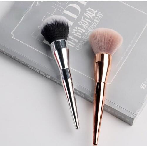 1pc Soft Powder Big Blush Foundation Lady Makeup Brush Cosmetic Tool Make Up Cosmetic Large Single Brush Facial Rose Gold Plated