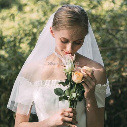 YNQNFS V4 Wedding Hair Decoration Two Layers Multi Color Bridal Veil Simple Wedding Veil with Comb Real Photo