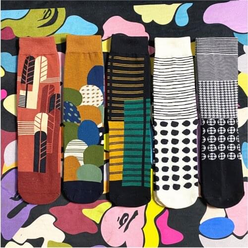 Korean Style Harajuku Soft Cotton Socks Women Vintage Jacquard Mid-Tube Sport Socks Preppy Style Novelty Creative Funny Sock