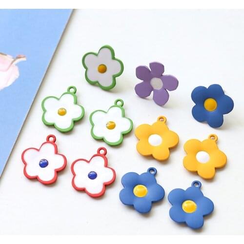 30pcs/Lot Cute Rubber Alloy Enamel Spring Fower Charms Fashion Earring Stud Material Bracelet Necklace Oil Drop Metal Pendants