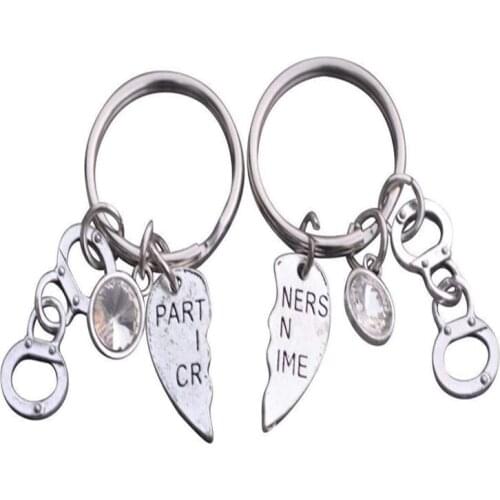 Partner in Crime Hear Key Chain Vintage Silver Handcuff Keychain For Keys Car Couple Best Friend Key Ring Handbag BFF Jewelry